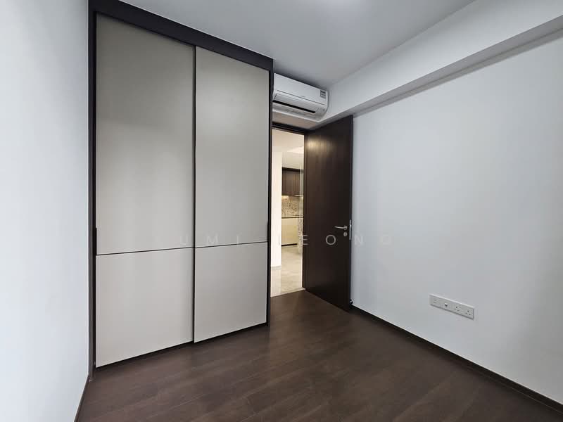 Tembusu Grand Condominium For Sale at S$ 2,200,000 | PropertyGuru Singapore - Bedroom