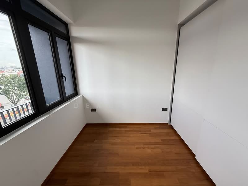 Claydence Apartment For Sale at S$ 5,624,000 | PropertyGuru Singapore - Interior