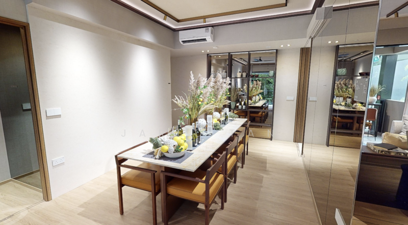 ⭐ 4 BED NEAR NAN HUA PRI | D5 | 21XX PSF Condominium For Sale at S$ 2,601,000 | PropertyGuru Singapore - Dining Room