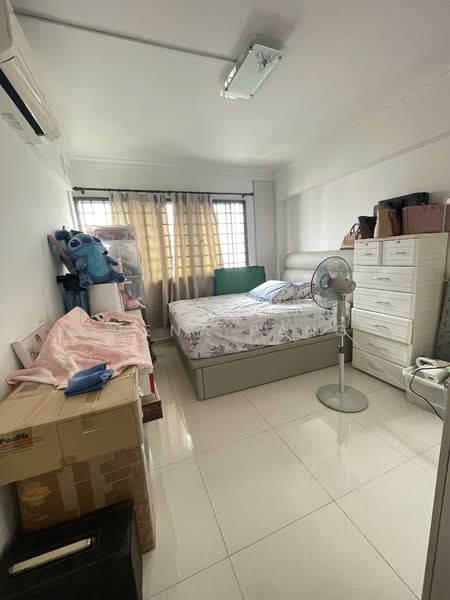 873 Yishun Street 81 HDB Flat For Sale at S$ 648,888 | PropertyGuru Singapore - Bedroom
