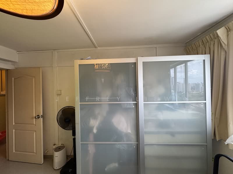 191 Lorong 4 Toa Payoh HDB Flat For Sale at S$ 699,000 | PropertyGuru Singapore - Interior