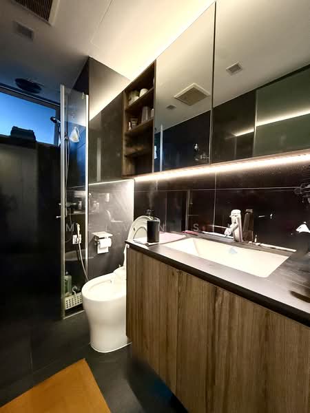 Austville Residences, 11 Sengkang East Avenue, 4 Bedrooms, 1,495 sqft, Executive Condominium For Sale, by Melvin Sim, 500078082 - Bathroom - PropertyGuru.com.sg