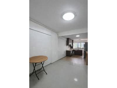 For Sale - 180 Ang Mo Kio Avenue 5