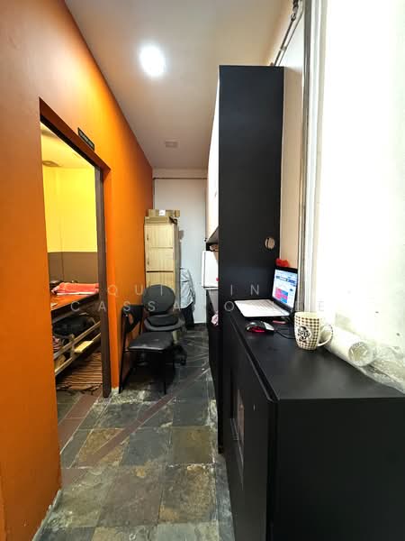 472 Tampines Street 44 HDB Flat For Sale at S$ 2,700,000 | PropertyGuru Singapore - Corridor