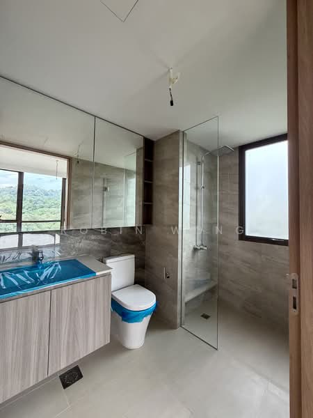 The Botany at Dairy Farm, 7 Dairy Farm Walk, 3 Bedrooms, 1,033 sqft, Condominium For Sale, by Robin Wong, 500078092 - Bathroom - PropertyGuru.com.sg