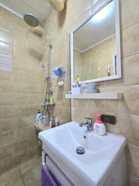 109 Pasir Ris Street 11 HDB Flat For Sale at S$ 730,000 | PropertyGuru Singapore