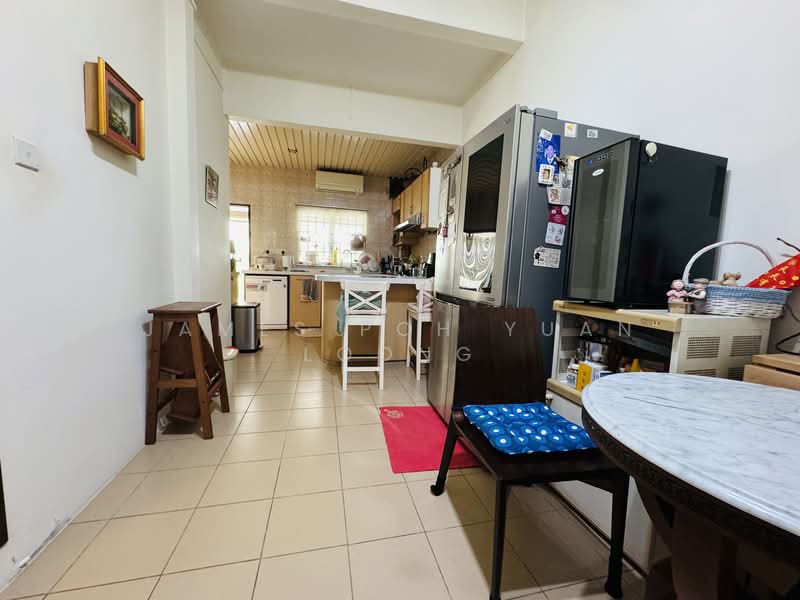 watten drive Terraced House For Sale at S$ 7,388,888 | PropertyGuru Singapore - Kitchen