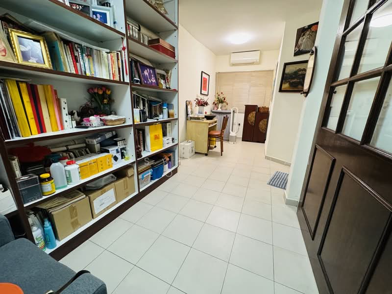 watten drive Terraced House For Sale at S$ 7,388,888 | PropertyGuru Singapore - Study