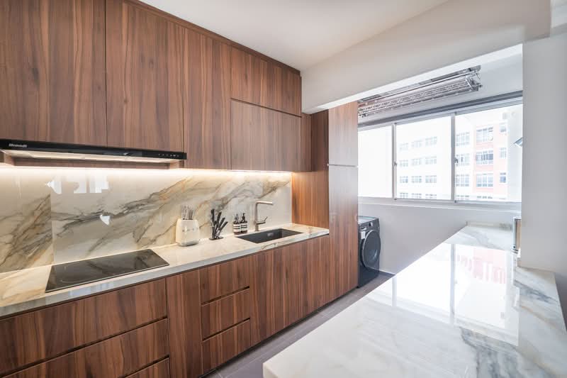 154B Bedok South Road HDB Flat For Sale at S$ 1,150,000 | PropertyGuru Singapore - Kitchen