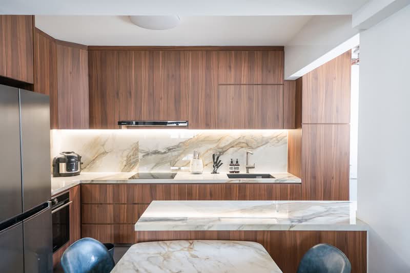 154B Bedok South Road HDB Flat For Sale at S$ 1,150,000 | PropertyGuru Singapore - Kitchen