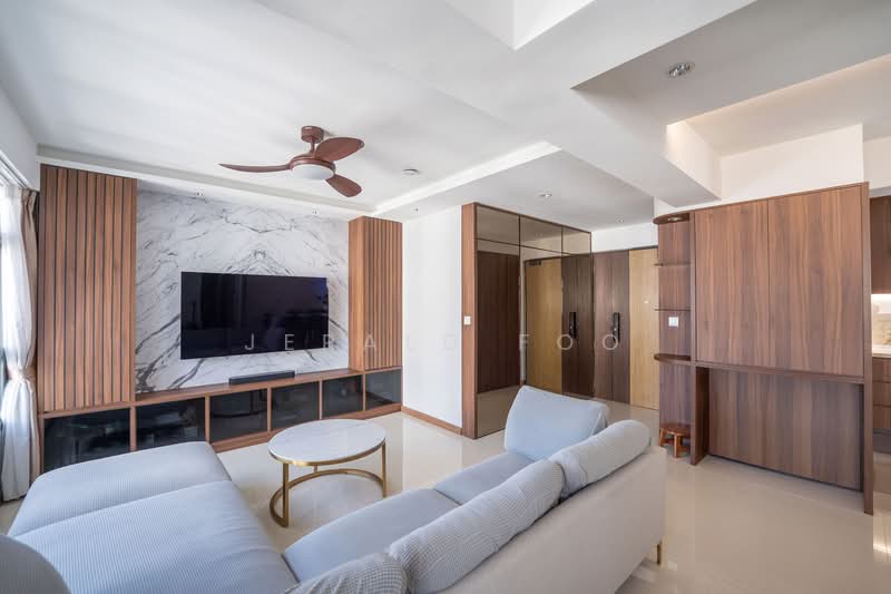 154B Bedok South Road HDB Flat For Sale at S$ 1,150,000 | PropertyGuru Singapore - Living Room