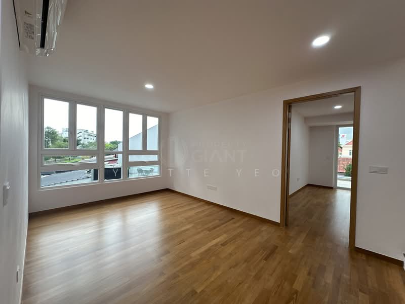 ❤️GIANT⚡️Brand New 3 Lvls Corner Terrace at Sennett Estate w Pool, Attic & Lift Corner Terrace For Sale at S$ 8,380,000 | PropertyGuru Singapore - Interior