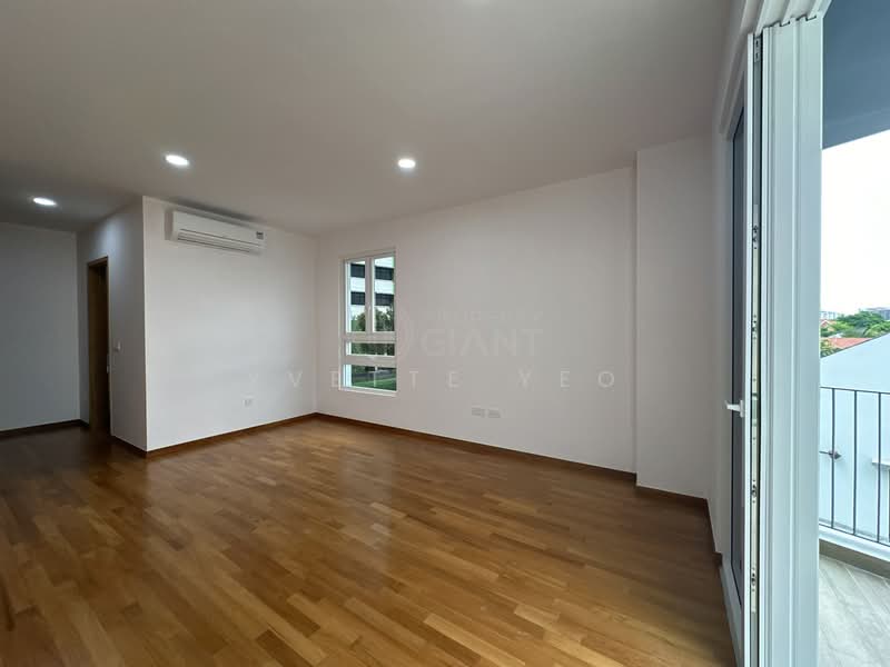 ❤️GIANT⚡️Brand New 3 Lvls Corner Terrace at Sennett Estate w Pool, Attic & Lift Corner Terrace For Sale at S$ 8,380,000 | PropertyGuru Singapore - Living Room