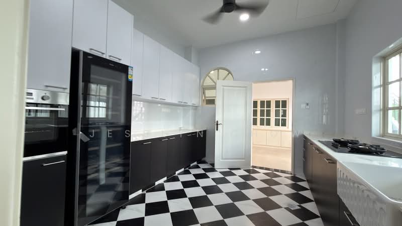 OLD HOLLAND ROAD, Old Holland Road, 7 Bedrooms, 11,898 sqft, Good Class Bungalow For Rent, by Jesslyn Chow, 500078131 - Kitchen - PropertyGuru.com.sg