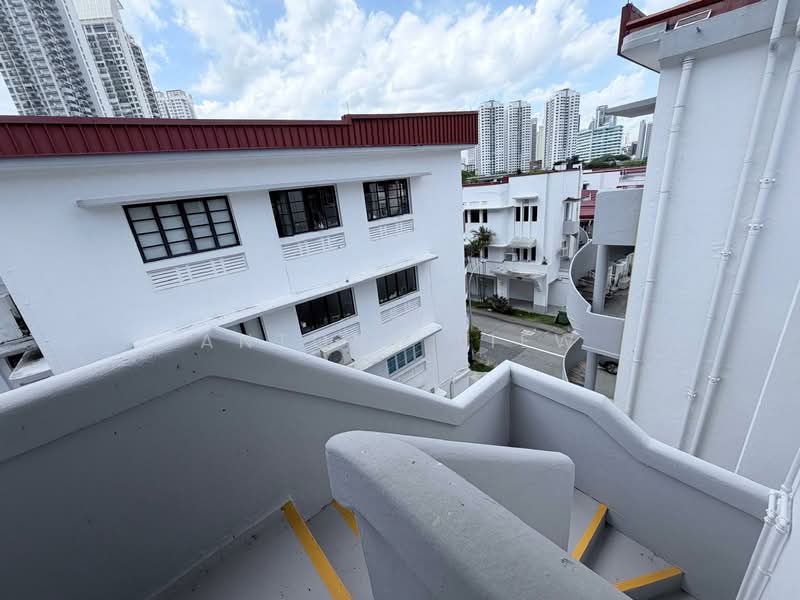 80 Chay Yan Street Walk-up Apartment For Sale at S$ 1,150,000 | PropertyGuru Singapore