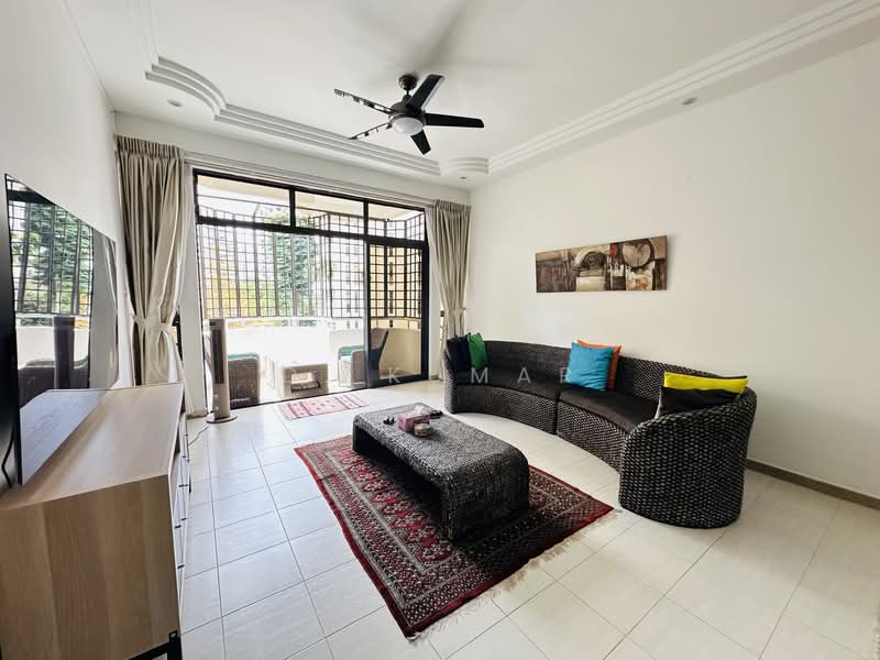 Cashew Heights Condominium For Sale at S$ 2,700,000 | PropertyGuru Singapore - Living Room