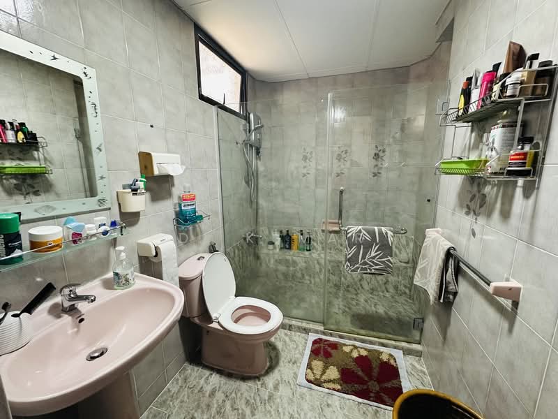 Cashew Heights Condominium For Sale at S$ 2,700,000 | PropertyGuru Singapore - Ensuite