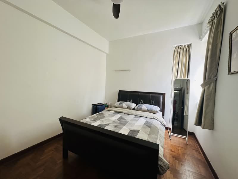 Cashew Heights Condominium For Sale at S$ 2,700,000 | PropertyGuru Singapore - 2nd bedroom