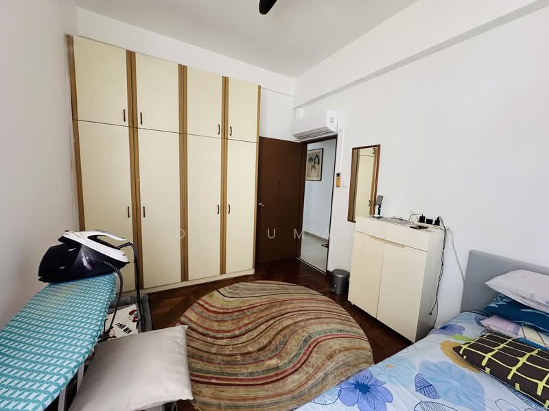 Cashew Heights Condominium For Sale at S$ 2,700,000 | PropertyGuru Singapore - 2nd bedroom