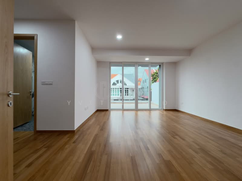 ❤️GIANT⚡️Brand New Freehold 3 Lvls Inter-Terrace w Attic & Lift at Macpherson/ Potong Pasir Terraced House For Sale at S$ 7,280,000 | PropertyGuru Singapore - Living Room