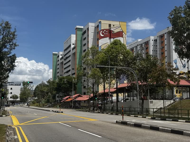 661 Hougang Avenue 4 HDB Flat For Sale at S$ 610,000 | PropertyGuru Singapore - Exterior