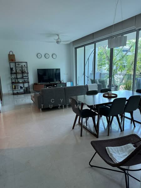 The Glyndebourne, 38 Trevose Crescent, 4 Bedrooms, 1,959 sqft, Condominium For Rent, by Cyril Tuzemen, 500078185 - Living Room - PropertyGuru.com.sg