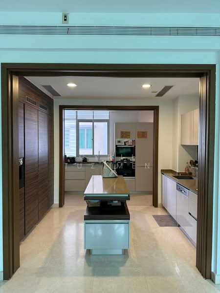 The Glyndebourne, 38 Trevose Crescent, 4 Bedrooms, 1,959 sqft, Condominium For Rent, by Cyril Tuzemen, 500078185 - Kitchen - PropertyGuru.com.sg