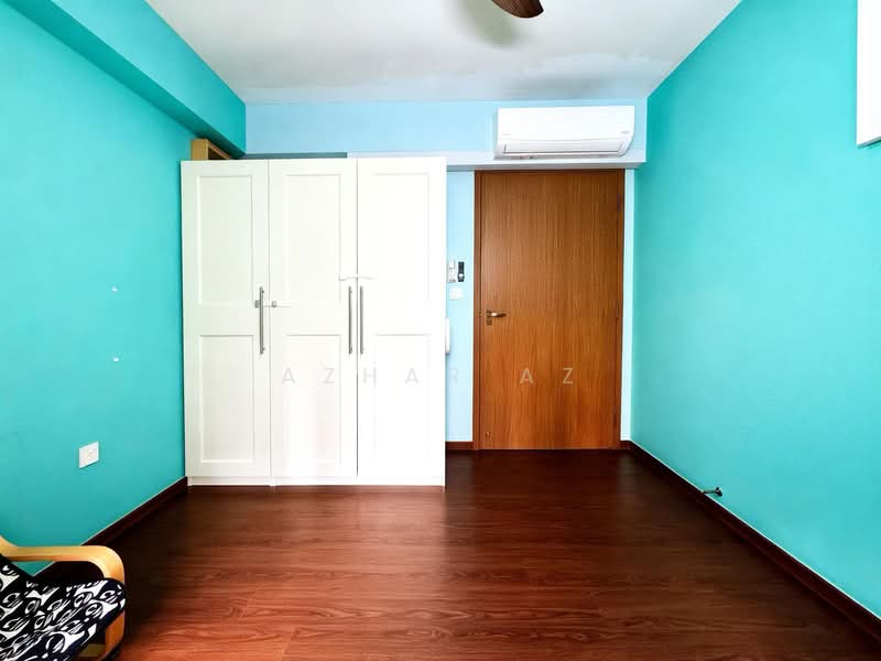 876C Tampines Avenue 8 HDB Flat For Sale at S$ 880,000 | PropertyGuru Singapore - Interior
