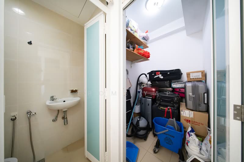 City Square Residences, 10 Kitchener Link, Room Rental, 100 sqft, Condominium For Rent, by Jerome Yap, 500078194 - Bathroom - PropertyGuru.com.sg