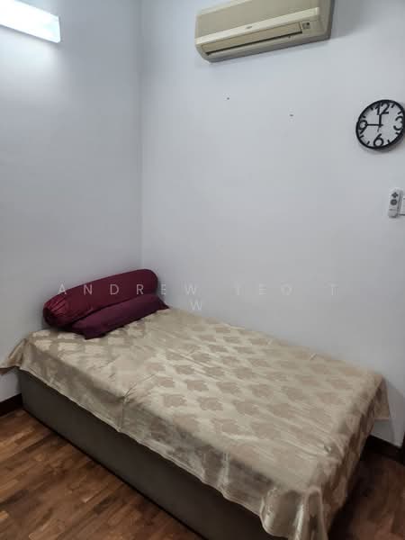 Sarhad Ville, 45 - 59C Lorong Sarhad, Room Rental, 200 sqft, Condominium For Rent, by Andrew Teo T W, 500078198 - Bedroom - PropertyGuru.com.sg