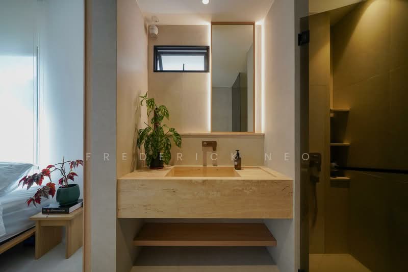 Tanjong Katong Walk-up Apartment For Sale at S$ 1,950,000 | PropertyGuru Singapore - Bathroom