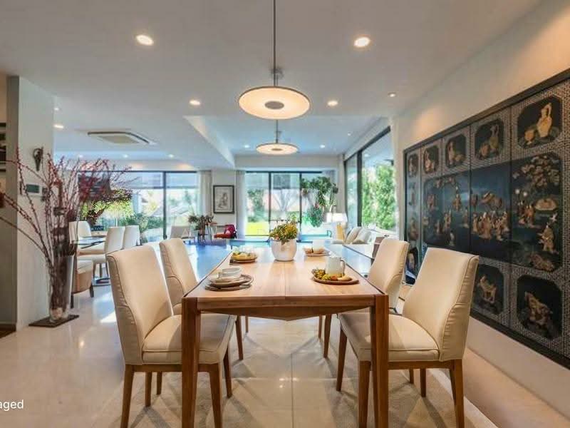 Unblock View almost $Million on Reno only $28xxx/psf Call Davidgwee 81394988 Now! Detached House For Sale at S$ 21,500,000 | PropertyGuru Singapore - Dining Room