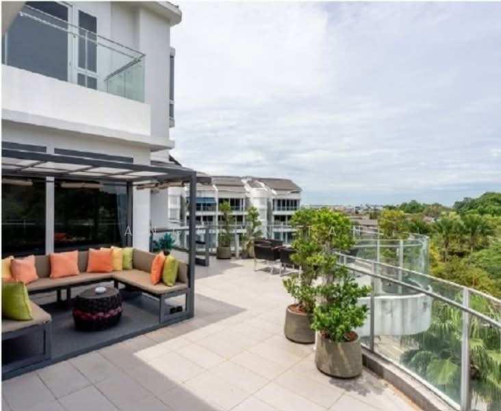 Turquoise, 51 Cove Drive, 4 Bedrooms, 6,900 sqft, Condominium For Rent, by Angelyn Tan, 500078210 - Balcony - PropertyGuru.com.sg