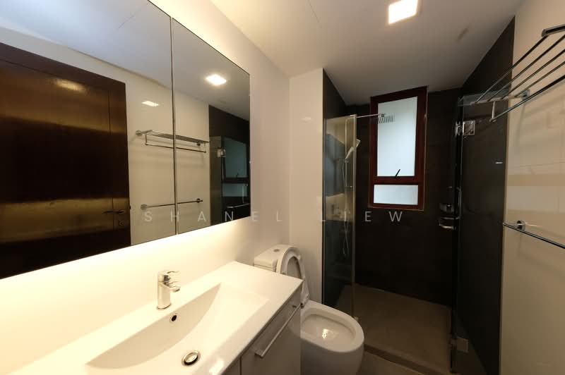 Palm Haven Condominium For Sale at S$ 1,880,000 | PropertyGuru Singapore - Bathroom