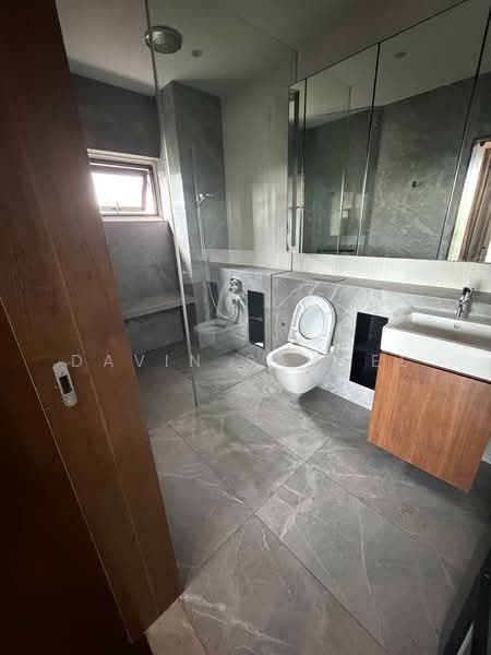 The Arcadia (Arcadia Gardens), 235 Arcadia Road, 4 Bedrooms, 3,714 sqft, Condominium For Rent, by Davin Samuel, 500078224 - Bathroom - PropertyGuru.com.sg