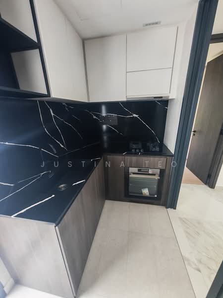 Jervois Mansion, 16 Jervois Close, 5 Bedrooms, 1,808 sqft, Condominium For Rent, by Justina Teo, 500078227 - Kitchen - PropertyGuru.com.sg