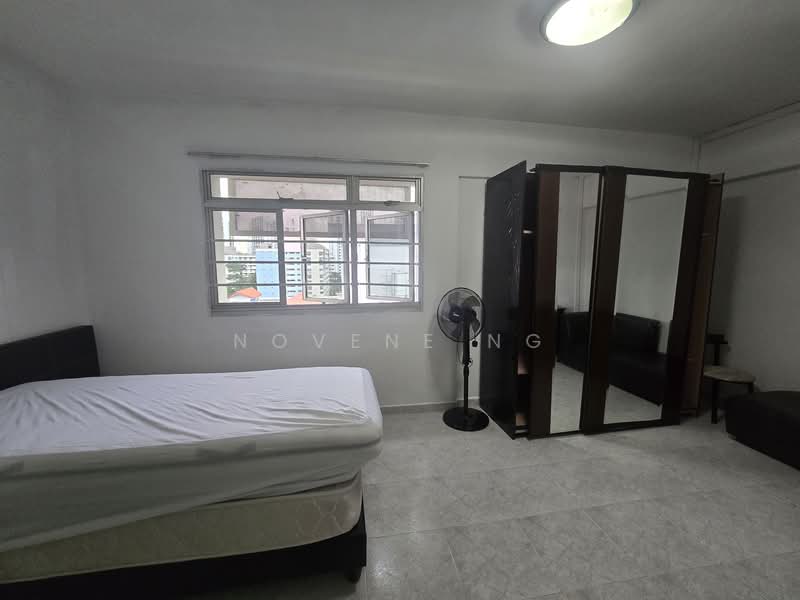 367 Woodlands Avenue 5 HDB Flat For Sale at S$ 850,000 | PropertyGuru Singapore - Bedroom
