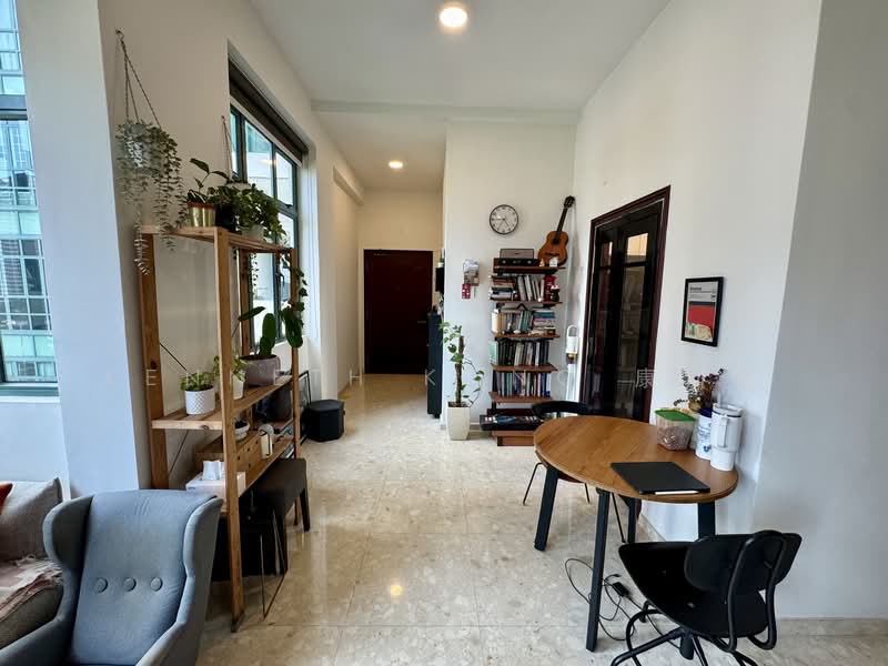 Tanglin Regency Condominium For Sale at S$ 1,400,000 | PropertyGuru Singapore