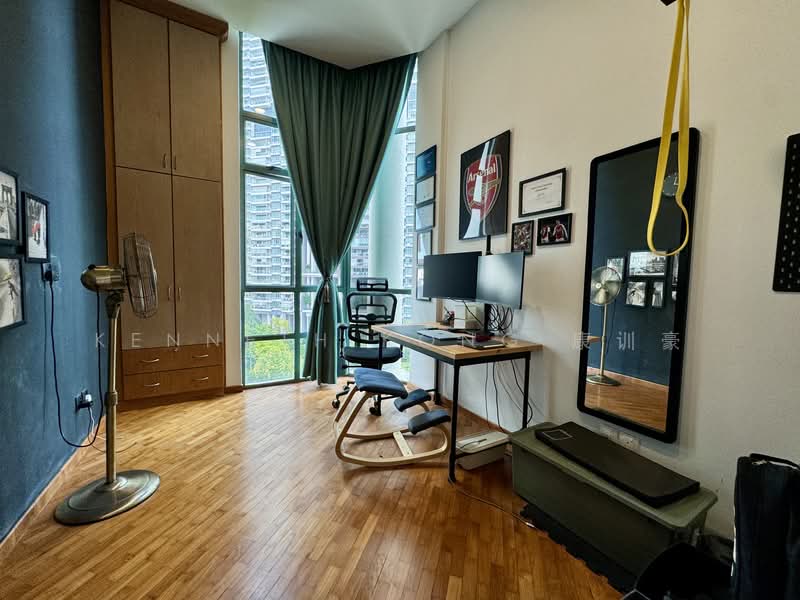 Tanglin Regency Condominium For Sale at S$ 1,400,000 | PropertyGuru Singapore - Bedroom 2