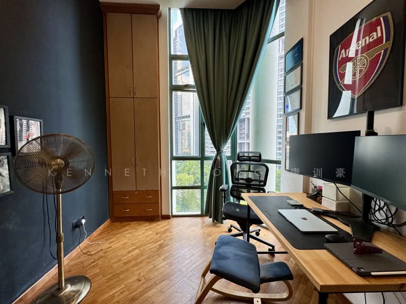 Tanglin Regency Condominium For Sale at S$ 1,400,000 | PropertyGuru Singapore - Bedroom 2