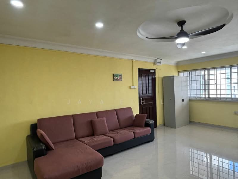 433 Jurong West Street 42 HDB Flat For Sale at S$ 530,000 | PropertyGuru Singapore - HALL