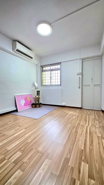 144 Jalan Bukit Merah HDB Flat For Sale at S$ 458,888 | PropertyGuru Singapore - Interior