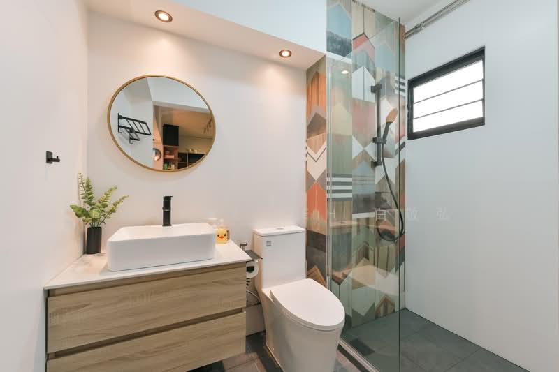 7 Pine Close HDB Flat For Sale at S$ 1,380,000 | PropertyGuru Singapore - Bathroom