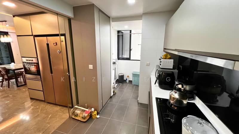 River Isles Condominium For Sale at S$ 2,300,000 | PropertyGuru Singapore - Kitchen