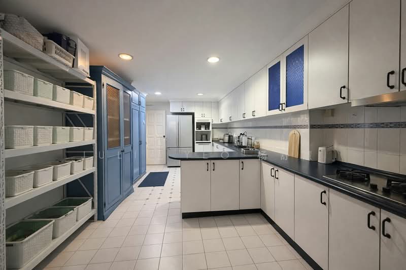 Greenwich/Begonia Drive/Hock Swee Hill Semi-Detached House For Sale at S$ 7,800,000 | PropertyGuru Singapore - Kitchen