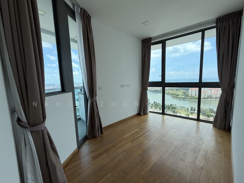 City Gate, 371 Beach Road, 2 Bedrooms, 750 sqft, Apartment For Rent, by Nancy Zhang Yani, 500078323 - Master room with great view - PropertyGuru.com.sg
