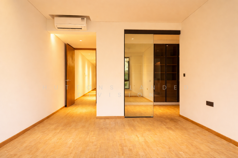 Majestic FH Terrace | Walk To MRT | 1KM To Tao Nan & CHIJ Terraced House For Sale at S$ 9,580,000 | PropertyGuru Singapore - Interior