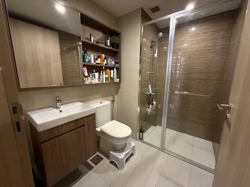 Sol Acres Executive Condominium For Sale at S$ 1,350,000 | PropertyGuru Singapore - Bathroom