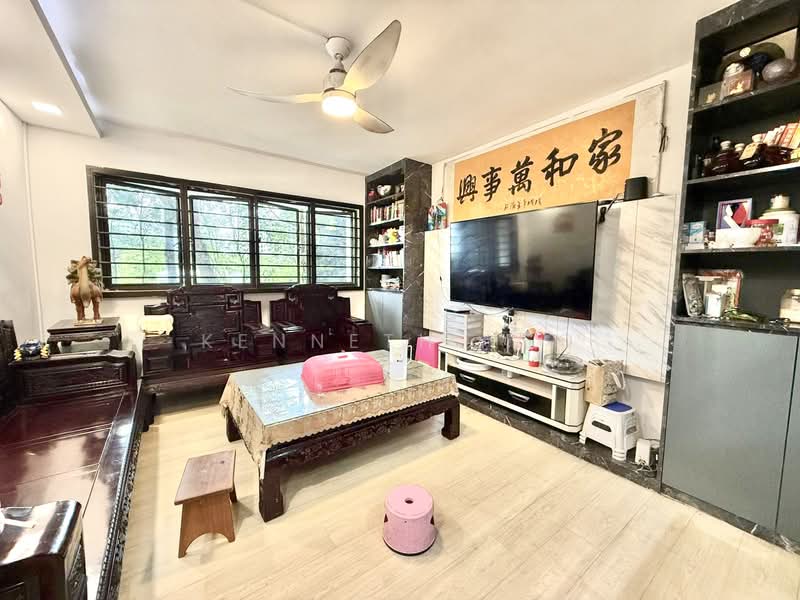788E Woodlands Crescent HDB Flat For Sale at S$ 880,000 | PropertyGuru Singapore - Living Room