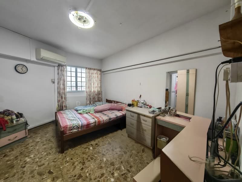 4 Joo Chiat Road HDB Flat For Sale at S$ 650,000 | PropertyGuru Singapore - Bedroom